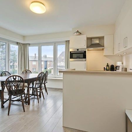 Huswell - Lovely Family Apartment 50 Meters From The Sea De Haan Esterno foto