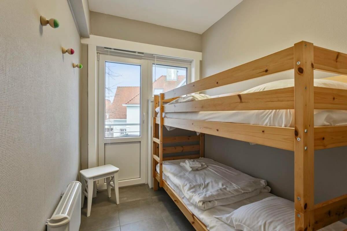 Huswell - Lovely Family Apartment 50 Meters From The Sea De Haan Esterno foto