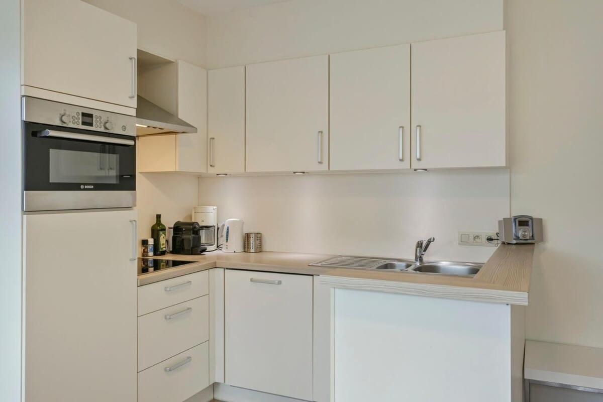Huswell - Lovely Family Apartment 50 Meters From The Sea De Haan Esterno foto