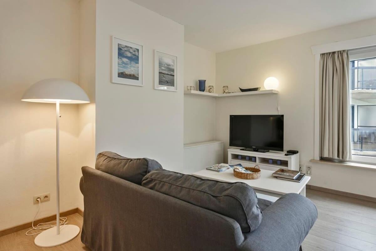 Huswell - Lovely Family Apartment 50 Meters From The Sea De Haan Esterno foto